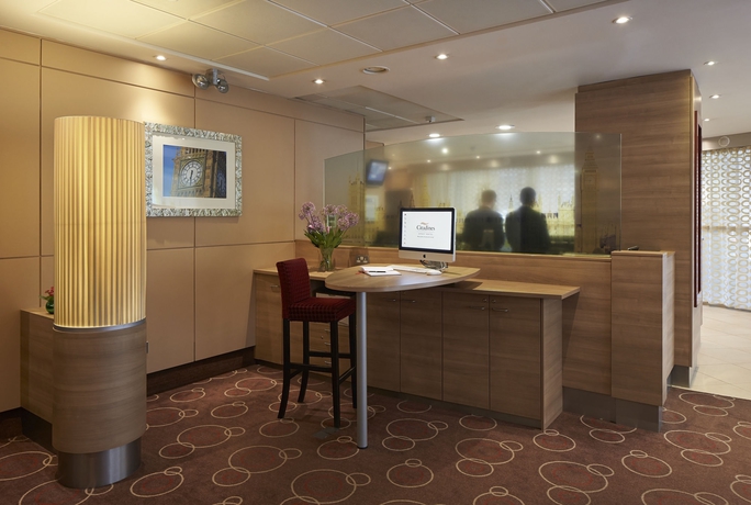 Imagen de los interiores del Aparthotel CITADINES BARBICAN. Foto 11