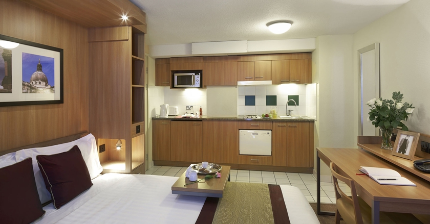 Imagen de los interiores del Aparthotel CITADINES BARBICAN. Foto 13