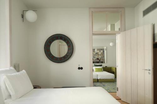 Imagen de la habitación del Aparthotel Cais Urban Lodge. Foto 10