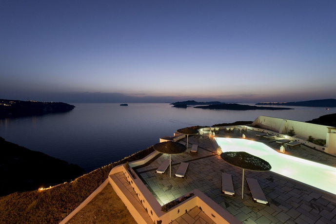 Imagen de los exteriores del Aparthotel Caldera's Dolphin Suites. Foto 5