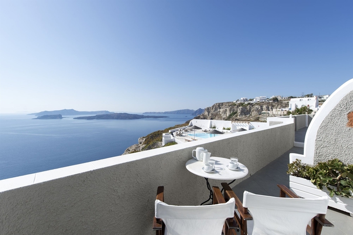 Imagen de los exteriores del Aparthotel Caldera's Dolphin Suites. Foto 8