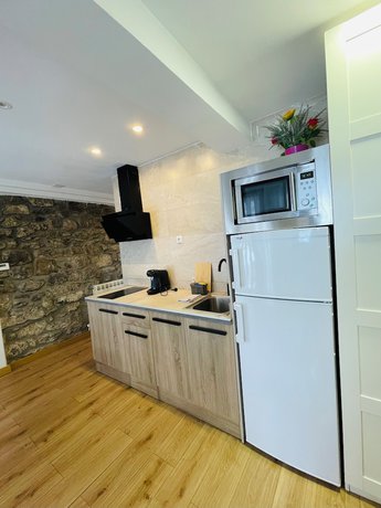 Imagen de la habitación del Aparthotel Canfranc. Foto 8