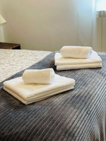 Imagen de la habitación del Aparthotel Canfranc. Foto 11
