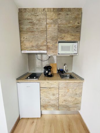 Imagen de la habitación del Aparthotel Canfranc. Foto 16