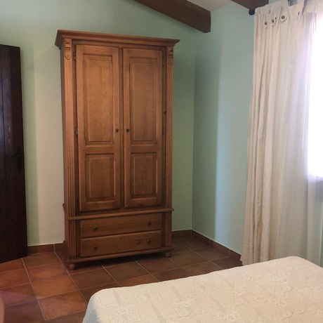 Imagen de la habitación del Aparthotel Casa Arnal. Foto 3