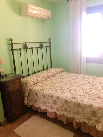 Imagen de la habitación del Aparthotel Casa Arnal. Foto 16
