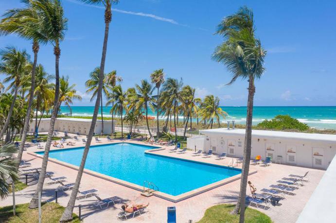 Imagen de la piscina del Aparthotel Casablanca Residences Miami Beach. Foto 10