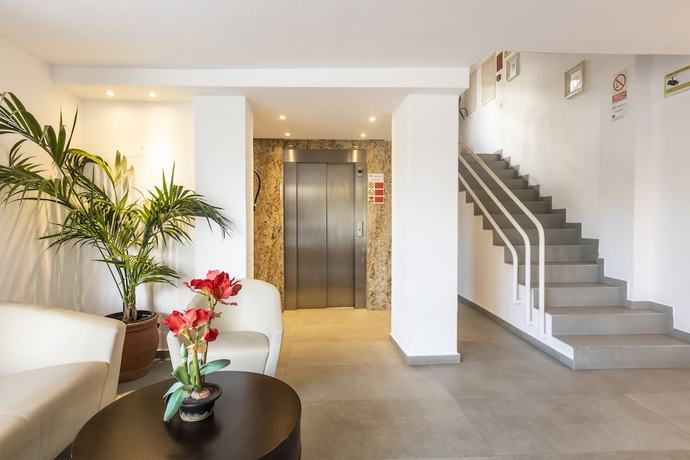 Imagen de los interiores del Aparthotel Casita Blanca. Foto 18