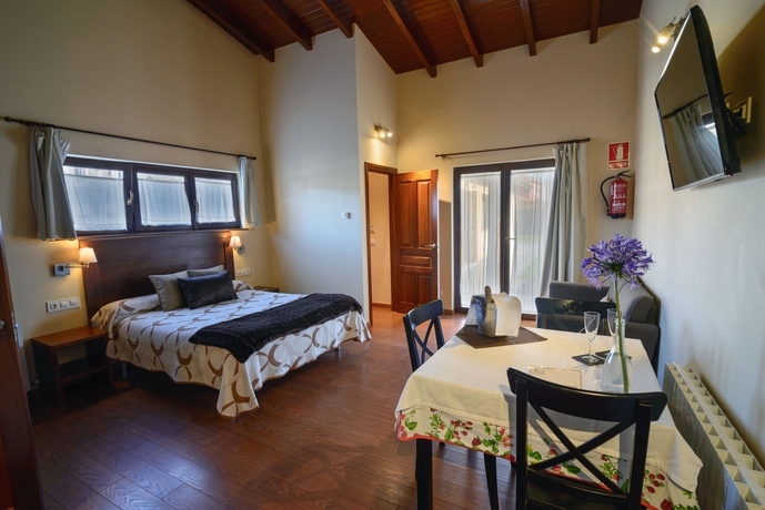 Imagen de la habitación del Aparthotel Casona De Llanorrozo. Foto 3