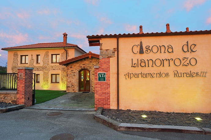 Imagen general del Aparthotel Casona De Llanorrozo. Foto 1
