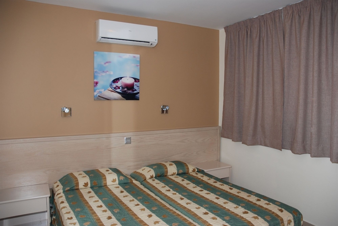 Imagen de la habitación del Aparthotel Christabelle Hotel Apartments. Foto 2