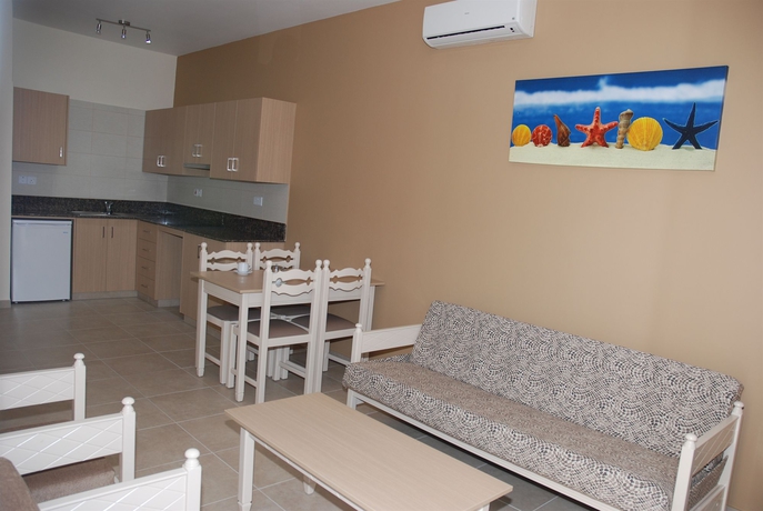 Imagen de los interiores del Aparthotel Christabelle Hotel Apartments. Foto 9
