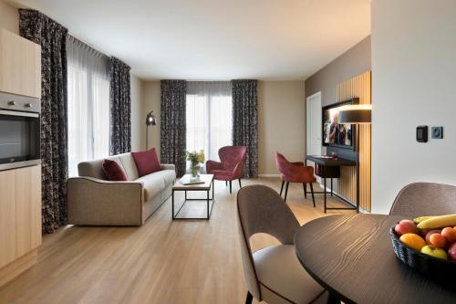 Imagen de la habitación del Aparthotel Citadines Eurometropole Strasbourg. Foto 6