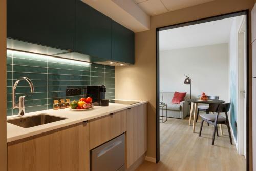 Imagen de la habitación del Aparthotel Citadines Eurometropole Strasbourg. Foto 9