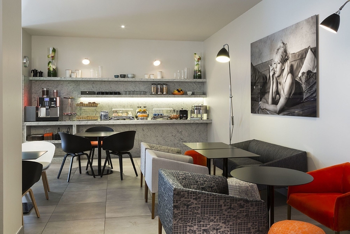 Imagen del bar/restaurante del Aparthotel Citadines Presqu'&icirc;le Lyon. Foto 2