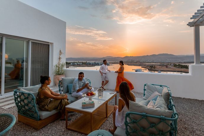 Imagen de los exteriores del Aparthotel Cloud 7 Residences Ayla Aqaba. Foto 13