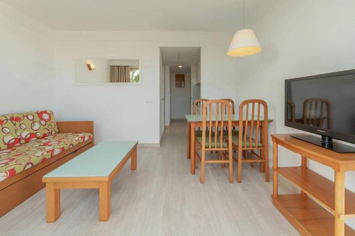 Imagen de los interiores del Aparthotel Club Simo. Foto 16