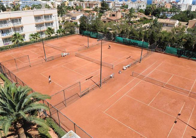 Imagen de los exteriores del Aparthotel Club Simo. Foto 10