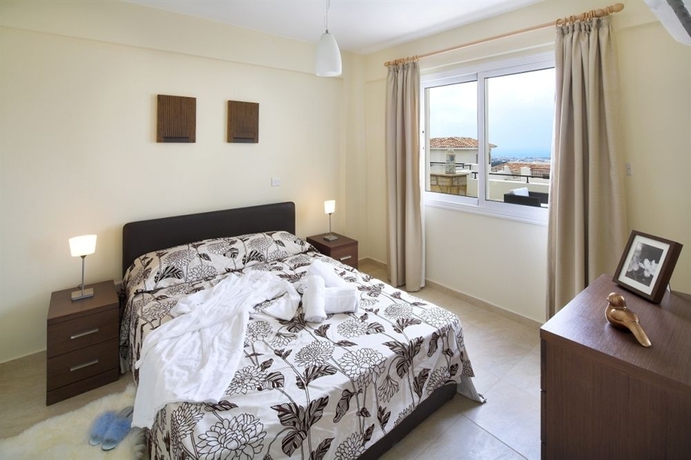 Imagen de los interiores del Aparthotel Club St George Resort. Foto 15