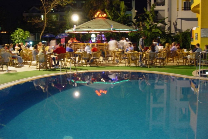 Imagen general del Aparthotel Club Sultan Maris Apart. Foto 3