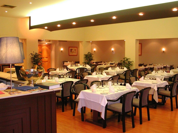 Imagen del bar/restaurante del Aparthotel Clube Do Lago. Foto 4