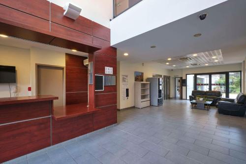 Imagen de los interiores del Aparthotel Comfort Carcassonne. Foto 7