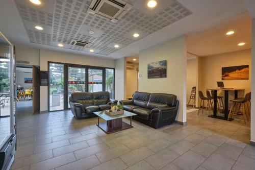 Imagen de los interiores del Aparthotel Comfort Carcassonne. Foto 8