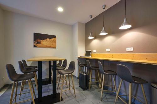 Imagen de los interiores del Aparthotel Comfort Carcassonne. Foto 9