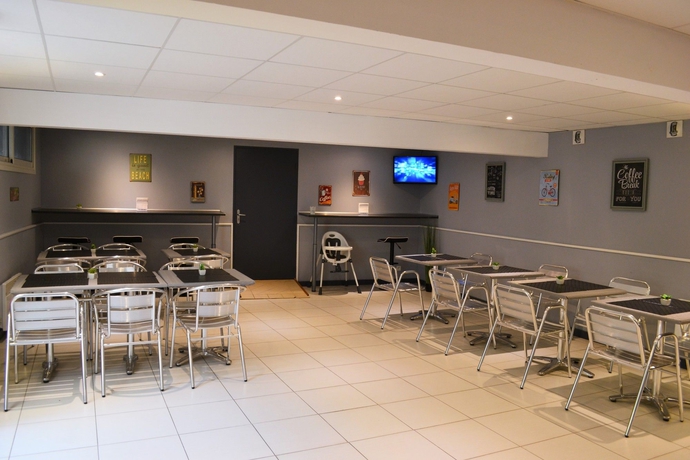 Imagen del bar/restaurante del Aparthotel Comfort Frejus La Tour de Mare. Foto 2