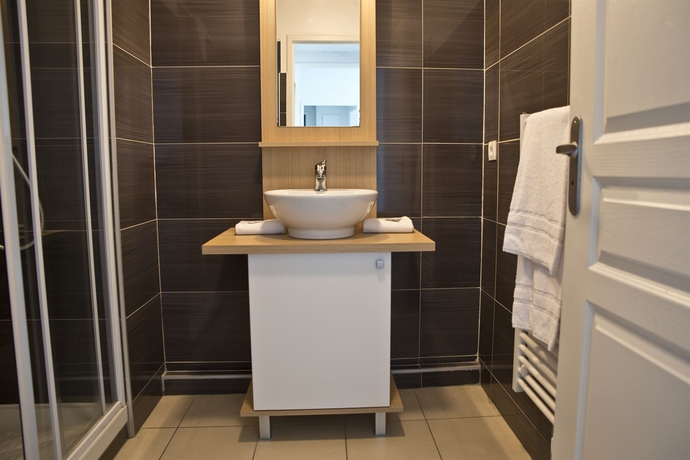 Imagen de la habitación del Aparthotel Comfort Frejus La Tour de Mare. Foto 5