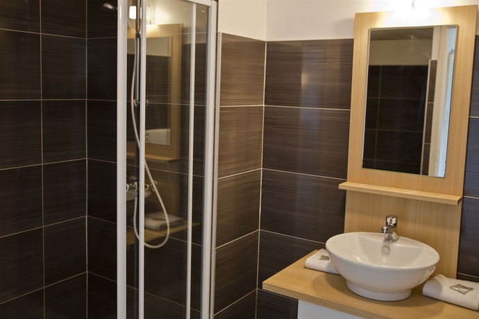 Imagen de la habitación del Aparthotel Comfort Frejus La Tour de Mare. Foto 8