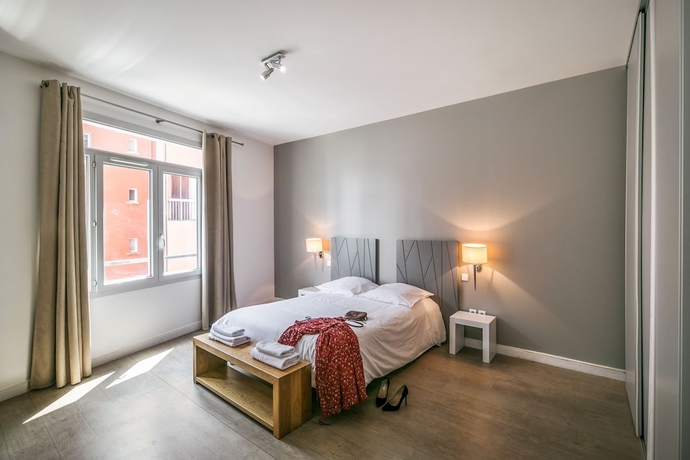 Imagen de la habitación del Aparthotel Comfort Lourdes Lorda. Foto 10
