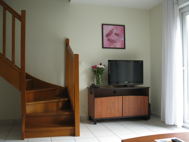 Imagen de la habitación del Aparthotel Comfort Nantes La Beaujoire. Foto 7