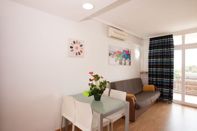 Imagen general del Aparthotel Comtat Sant Jordi. Foto 1