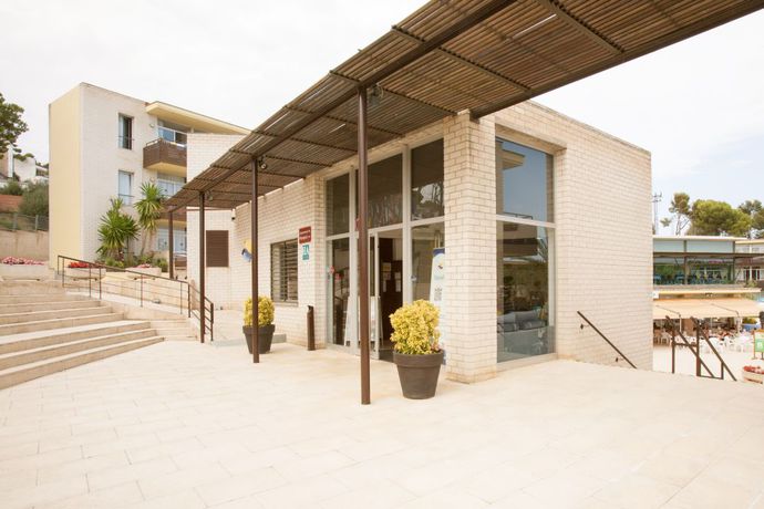 Imagen general del Aparthotel Comtat Sant Jordi. Foto 12