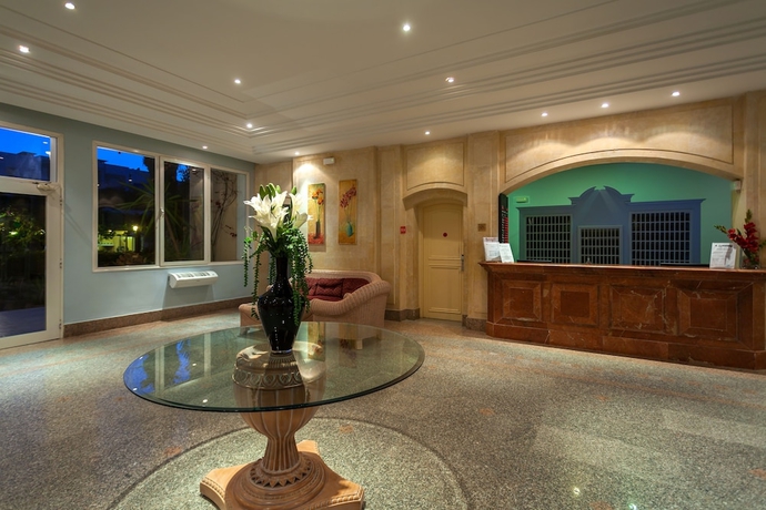 Imagen de los interiores del Aparthotel Corail Apart' Hotel. Foto 18