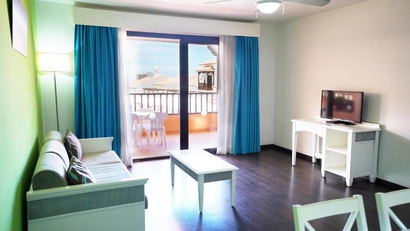 Imagen general del Aparthotel Coral Los Alisios. Foto 16