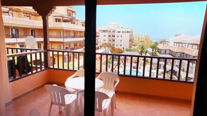 Imagen general del Aparthotel Coral Los Alisios. Foto 17