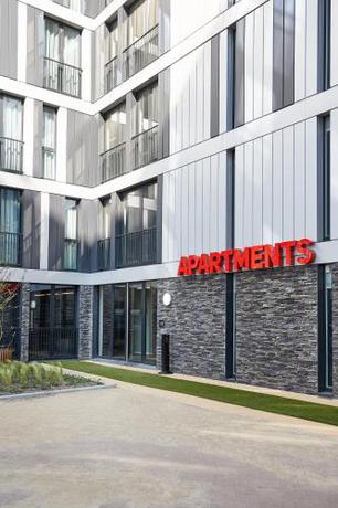 Imagen de los exteriores del Aparthotel Corendon Apartments Amsterdam Schiphol Airport Hotel. Foto 9