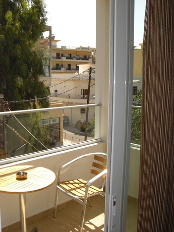 Imagen de la habitación del Aparthotel Cosmos Hotel. Foto 12