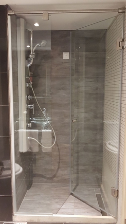 Imagen de la habitación del Aparthotel Cosmos Hotel. Foto 16