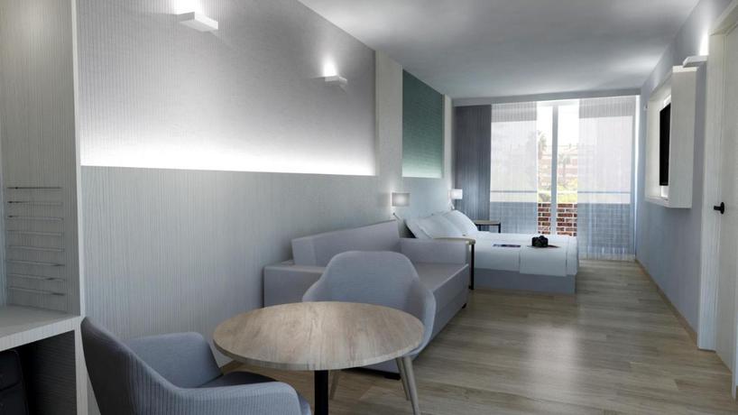 Imagen de la habitación del Aparthotel Costa Encantada. Foto 4