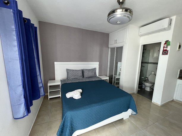 Imagen de la habitación del Aparthotel Costa Love. Foto 10