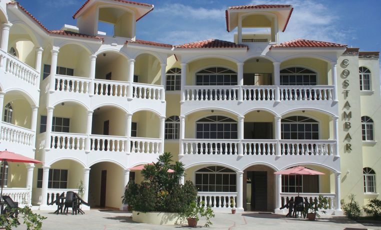 Imagen general del Aparthotel Costambar. Foto 1