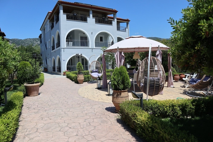 Imagen general del Aparthotel Delphin Rooms Sivota. Foto 1