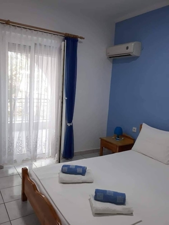 Imagen de la habitación del Aparthotel Delphin Rooms Sivota. Foto 7