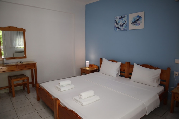 Imagen de la habitación del Aparthotel Delphin Rooms Sivota. Foto 9