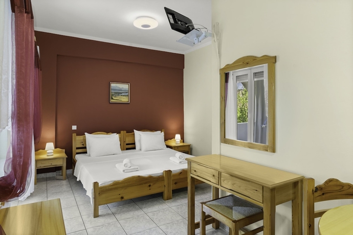 Imagen de la habitación del Aparthotel Delphin Rooms Sivota. Foto 14