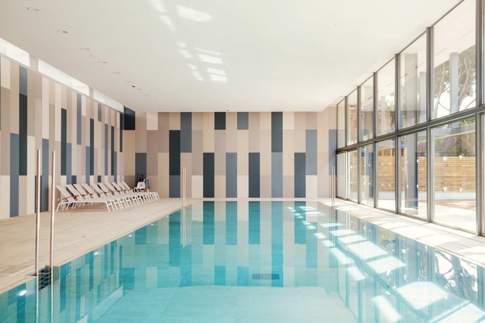 Imagen de la piscina del Aparthotel Diamant. Foto 11