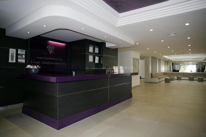 Imagen de los interiores del Aparthotel Diamant. Foto 10